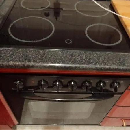 アパート Cosy Avec Piscine フエンヒロラ