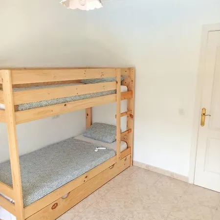 Cosy Avec Piscine 아파트